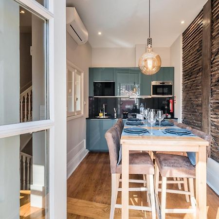 Guestready - Chic Retreat In The Heart Of Porto Apartment Екстериор снимка