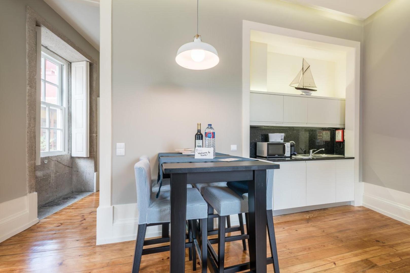 Guestready - Chic Retreat In The Heart Of Porto Apartment Екстериор снимка