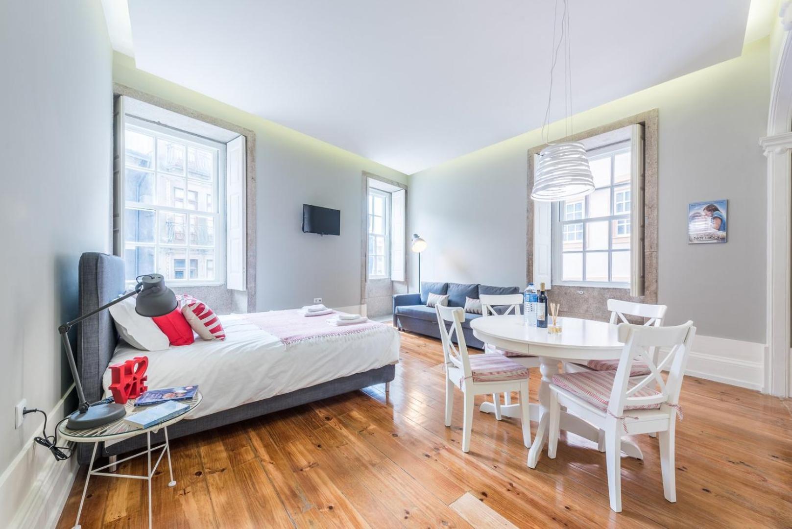 Guestready - Chic Retreat In The Heart Of Porto Apartment Екстериор снимка