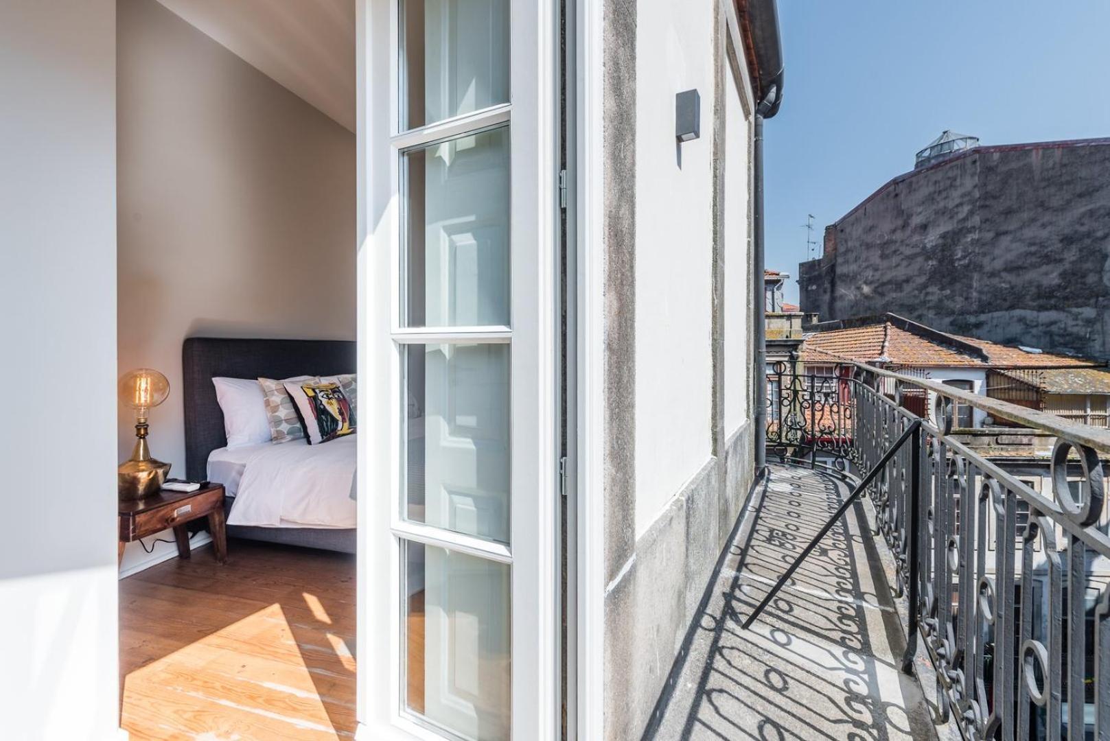 Guestready - Chic Retreat In The Heart Of Porto Apartment Екстериор снимка